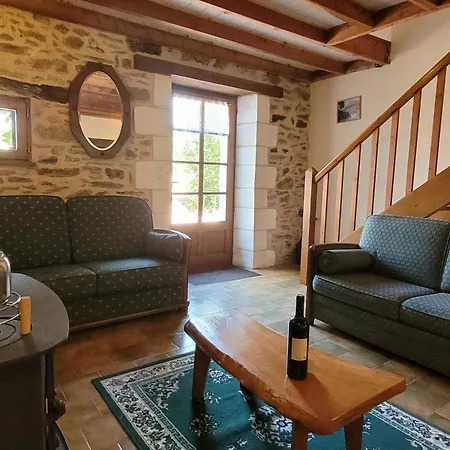 La Cave Nyaraló *
