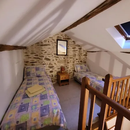 La Cave Vakantiehuis Saint-Saud-Lacoussière